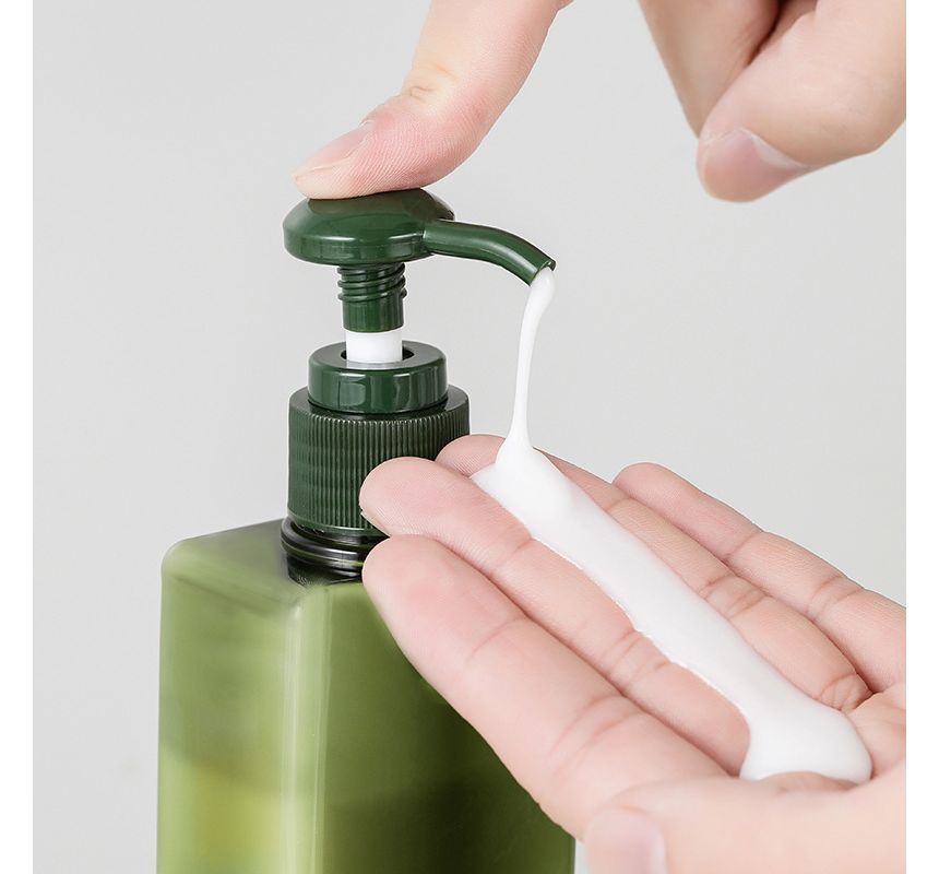 Connie Queenie - Plastic pompfles (verschillende ontwerpen)