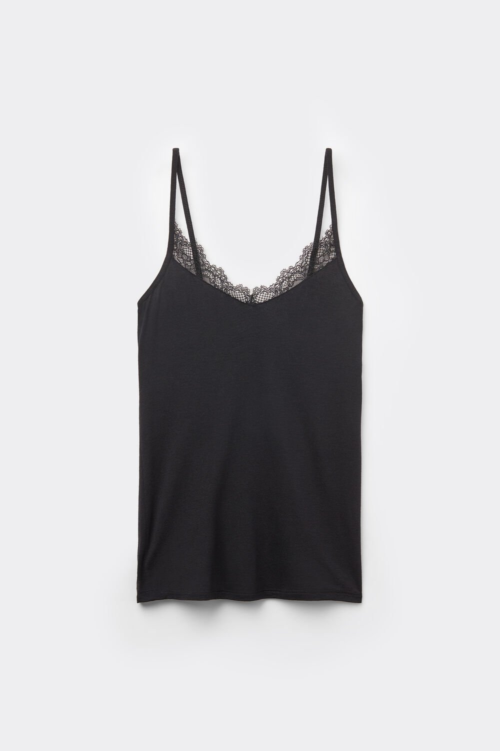 Blusa ultraleve em modal e cashmere com detalhes em renda.