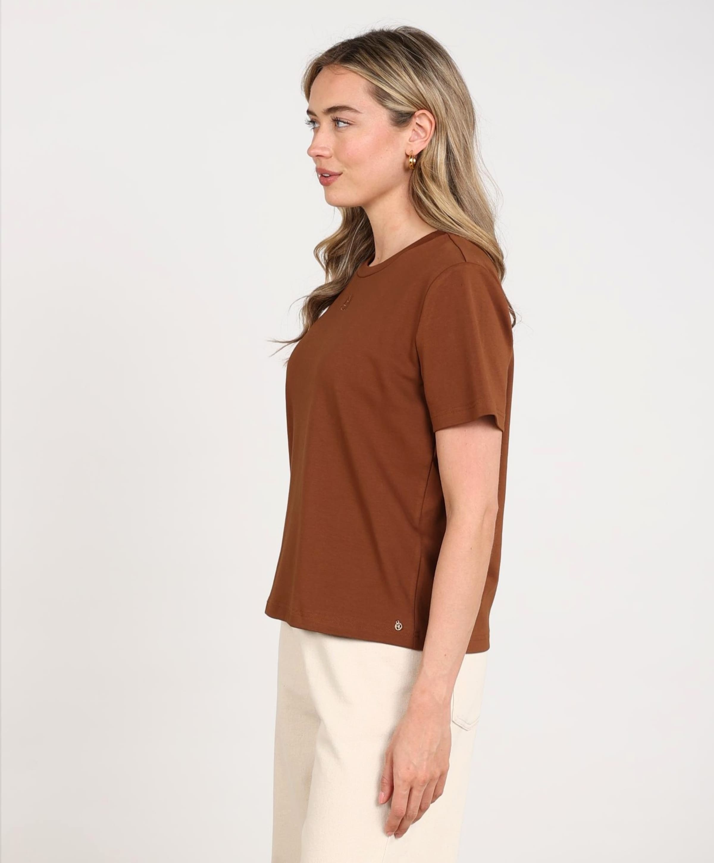 Nukus Dames T-shirt bruin