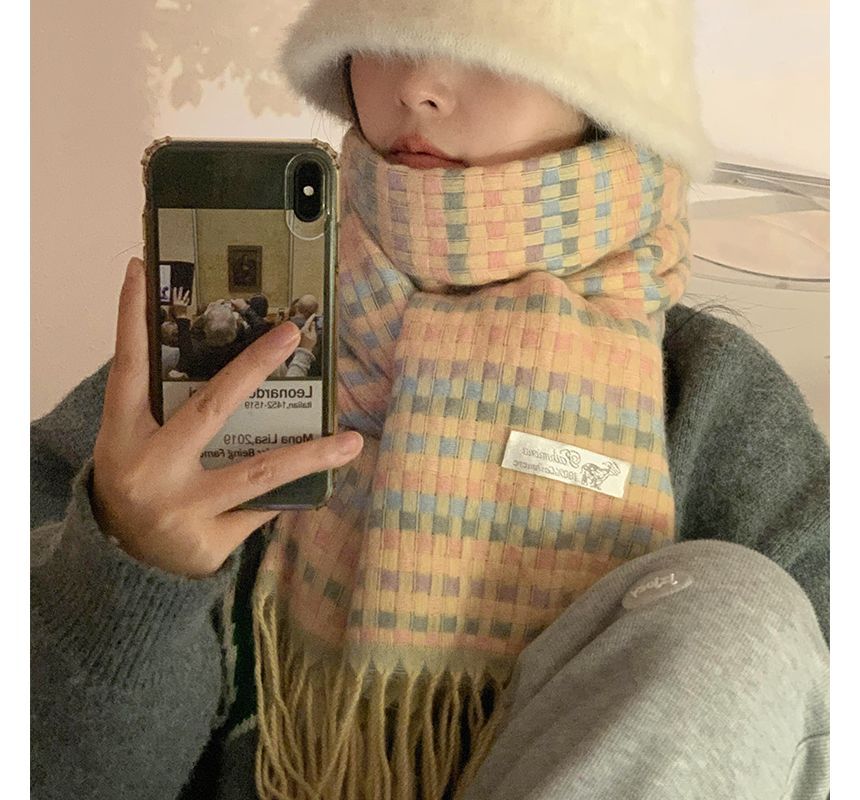 Pompabee - Geruite wintersjaal met franje