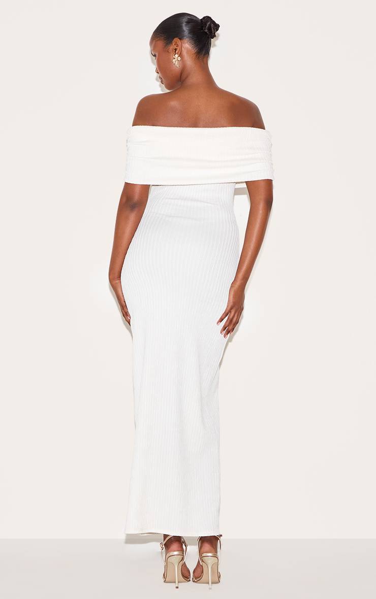 Crème Robe Longue Bardot Texturée À Revers Plié