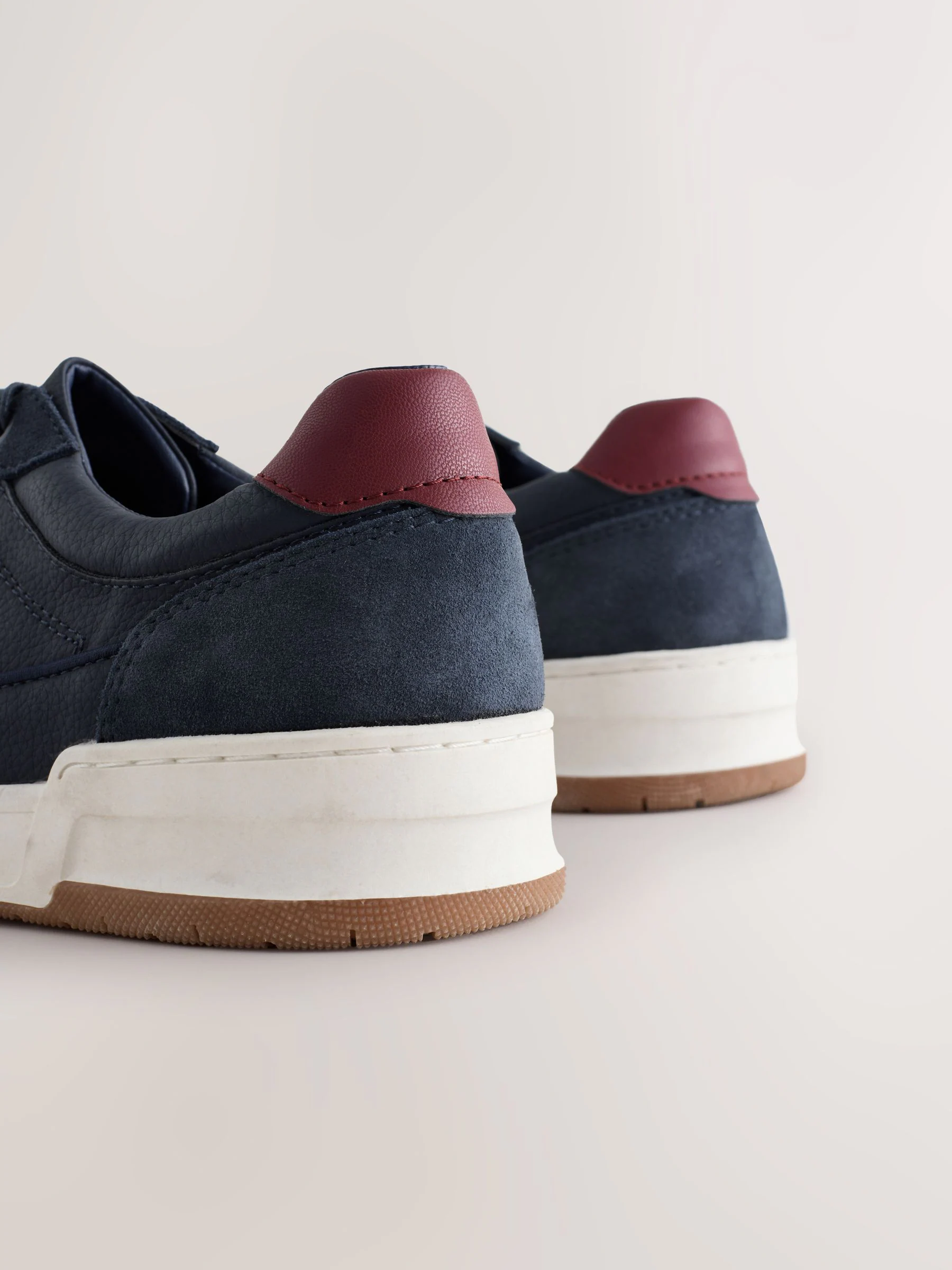 Marineblauw - Smart Casual Trainers with Suede Trim