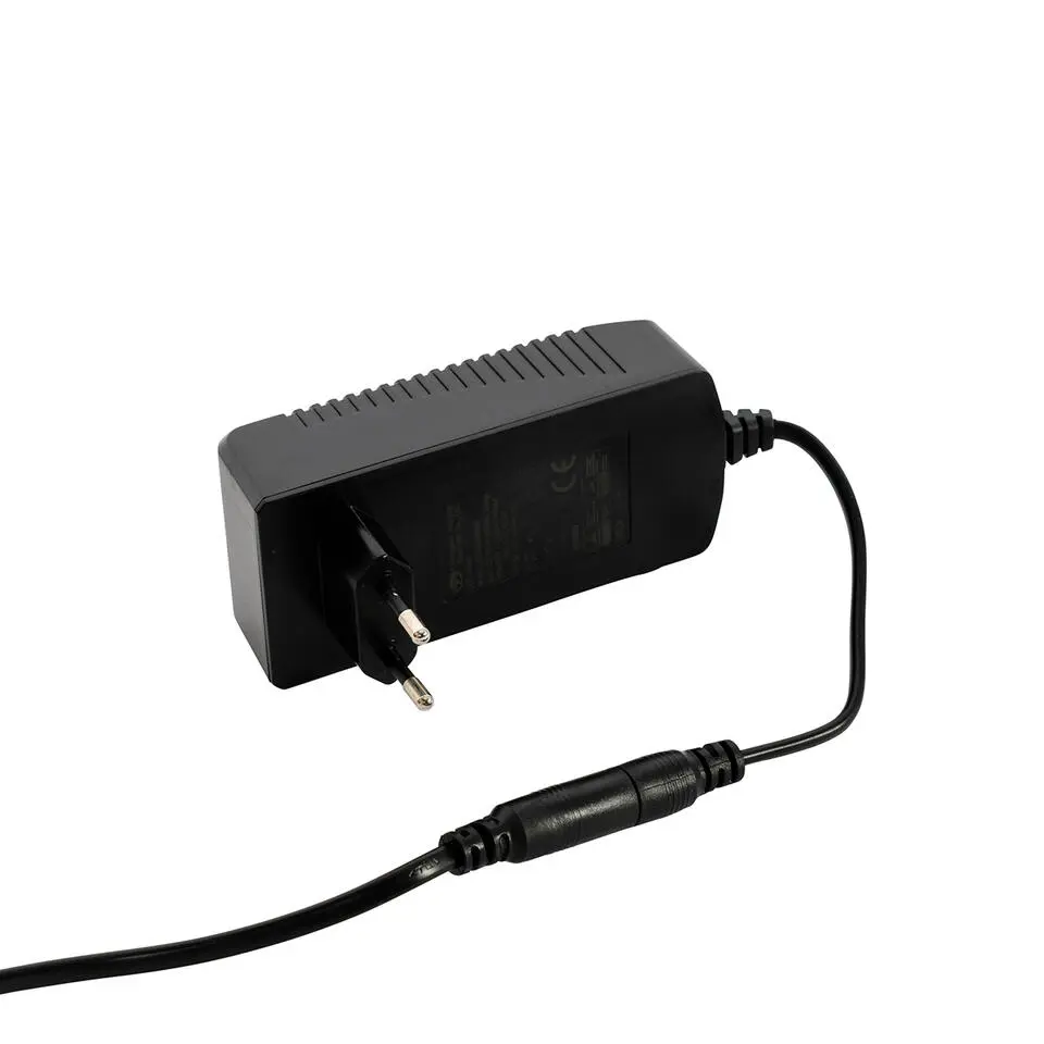 Qazqa vloerlampen kelso zwart geïntegreerde led