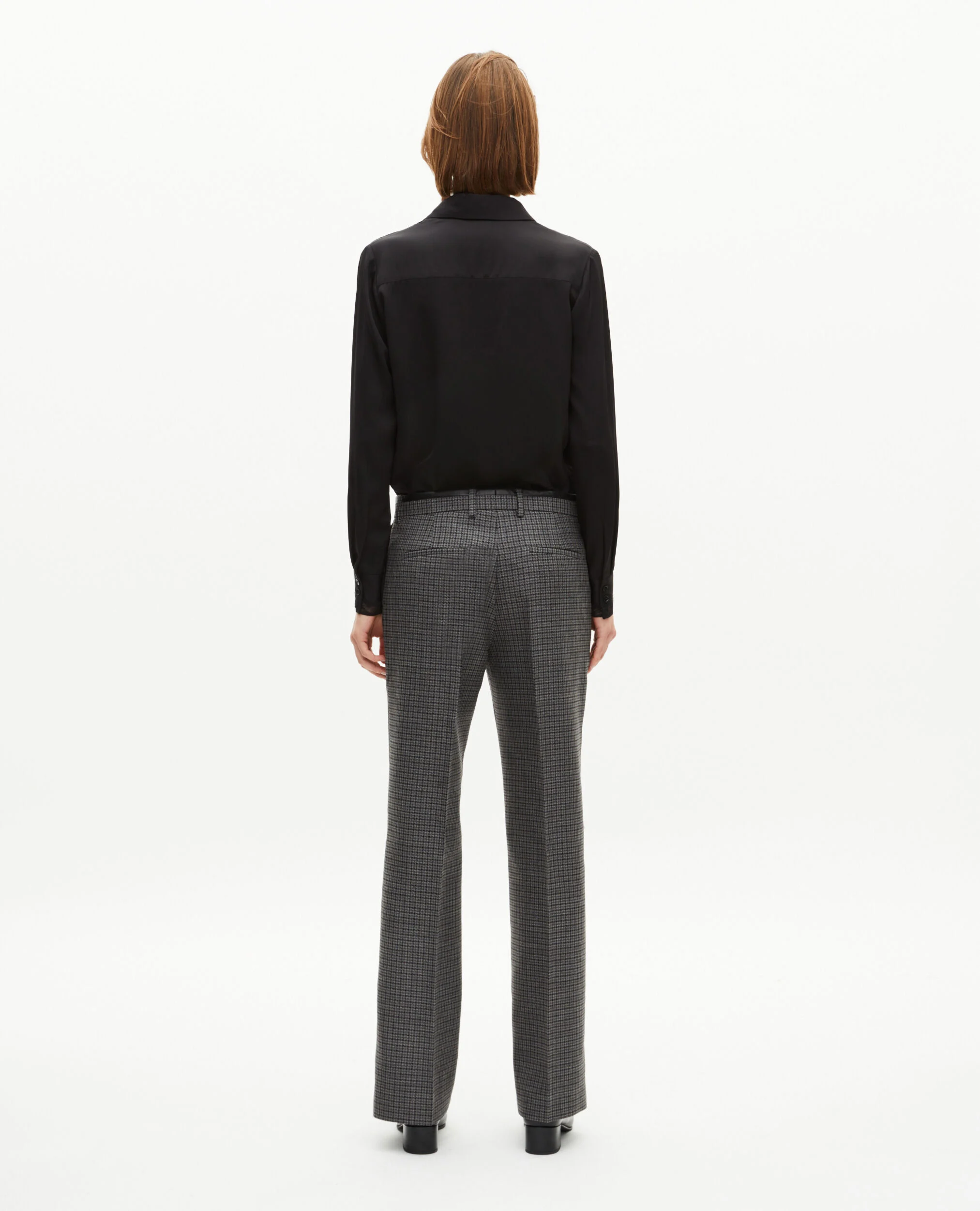 Pantalon tailleur droit en pied de puce noir et gris