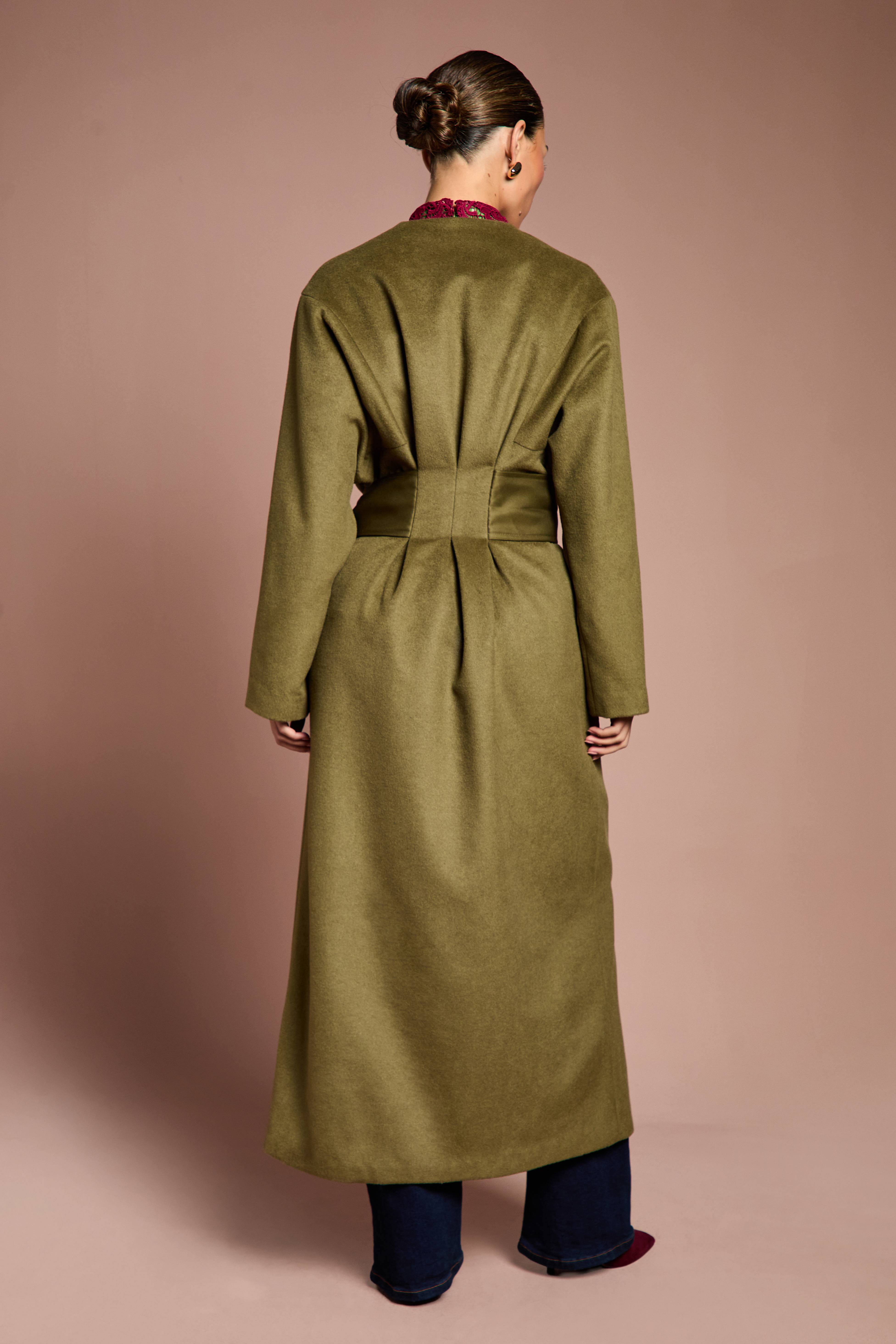 Coast Manteau Ceinturé Lisa Tan avec Détail à la Taille pour Occasions Spéciales
