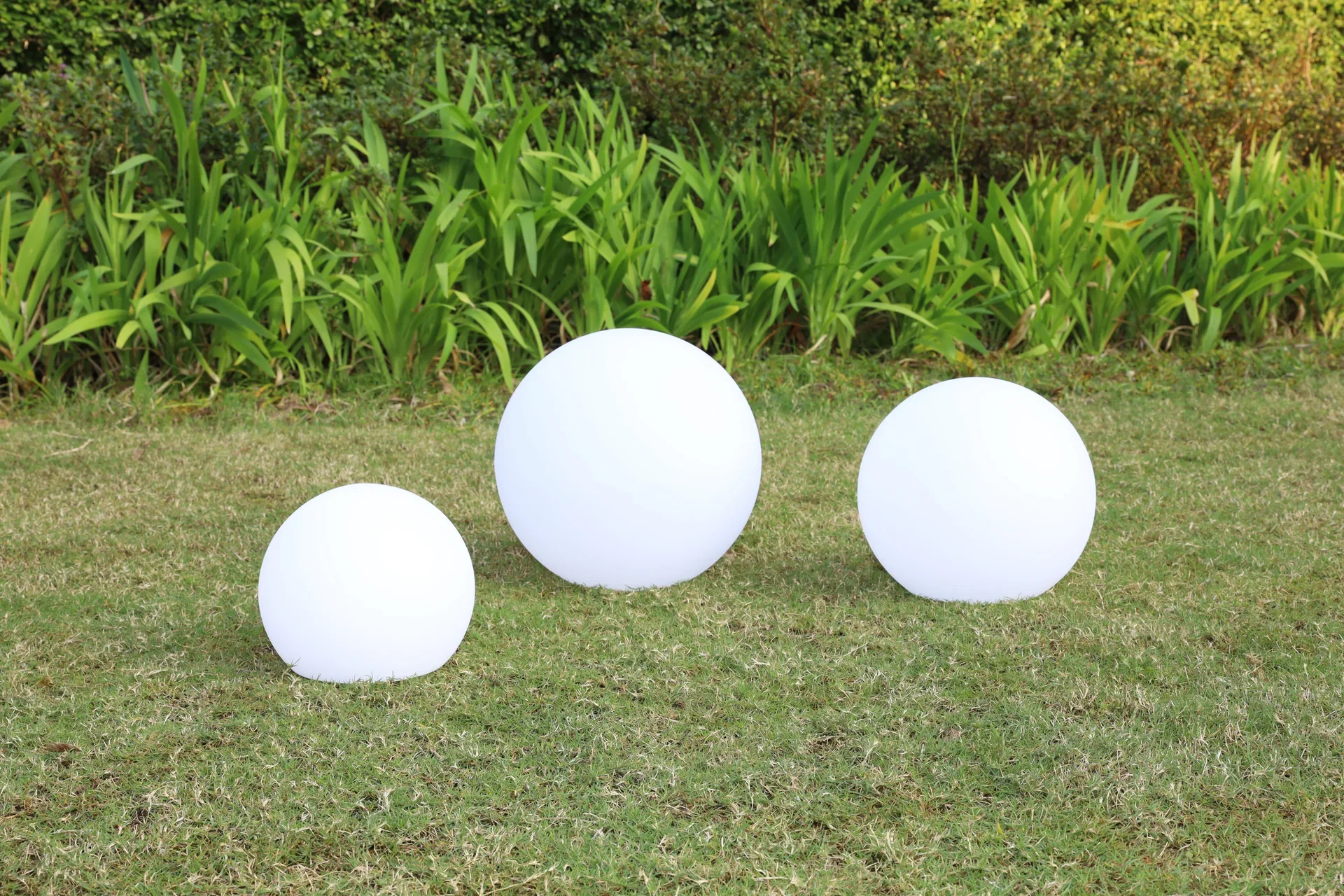 Pyxis utendørs balllampe Ø25 cm