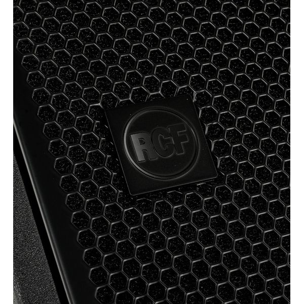 RCF NX 915-SMA