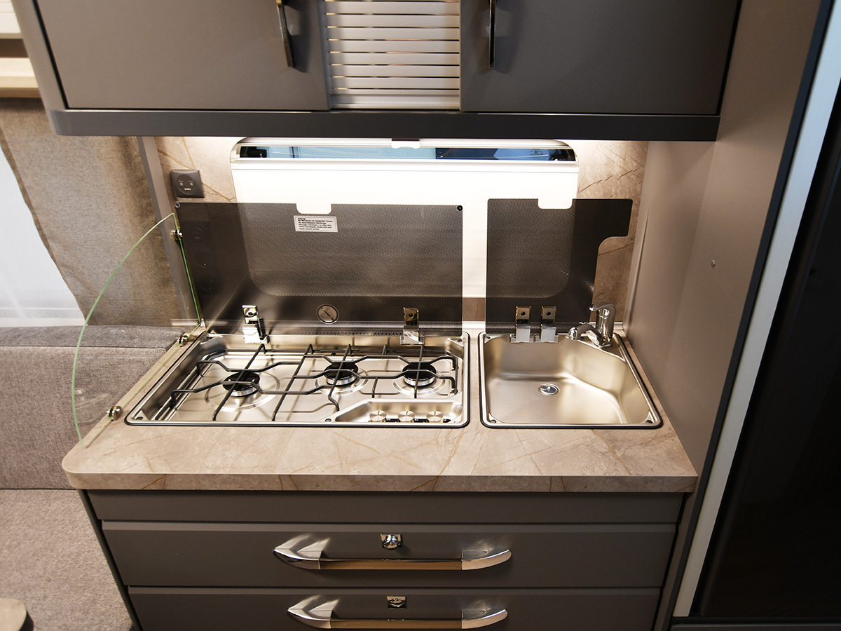 Hobby De Luxe 540 UL 2026 caravan
