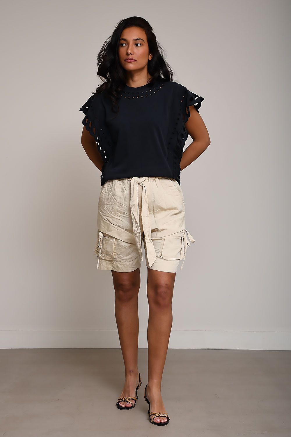 Bermia drawstring short
