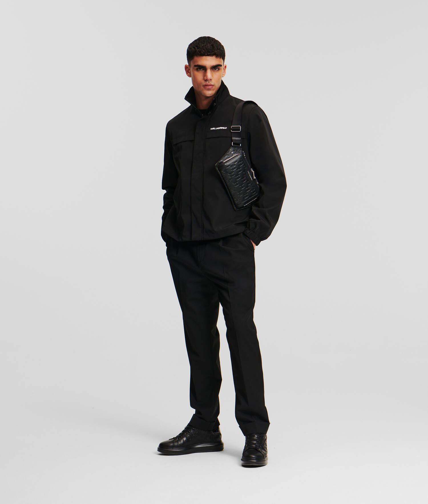 VESTE IMPERMÉABLE