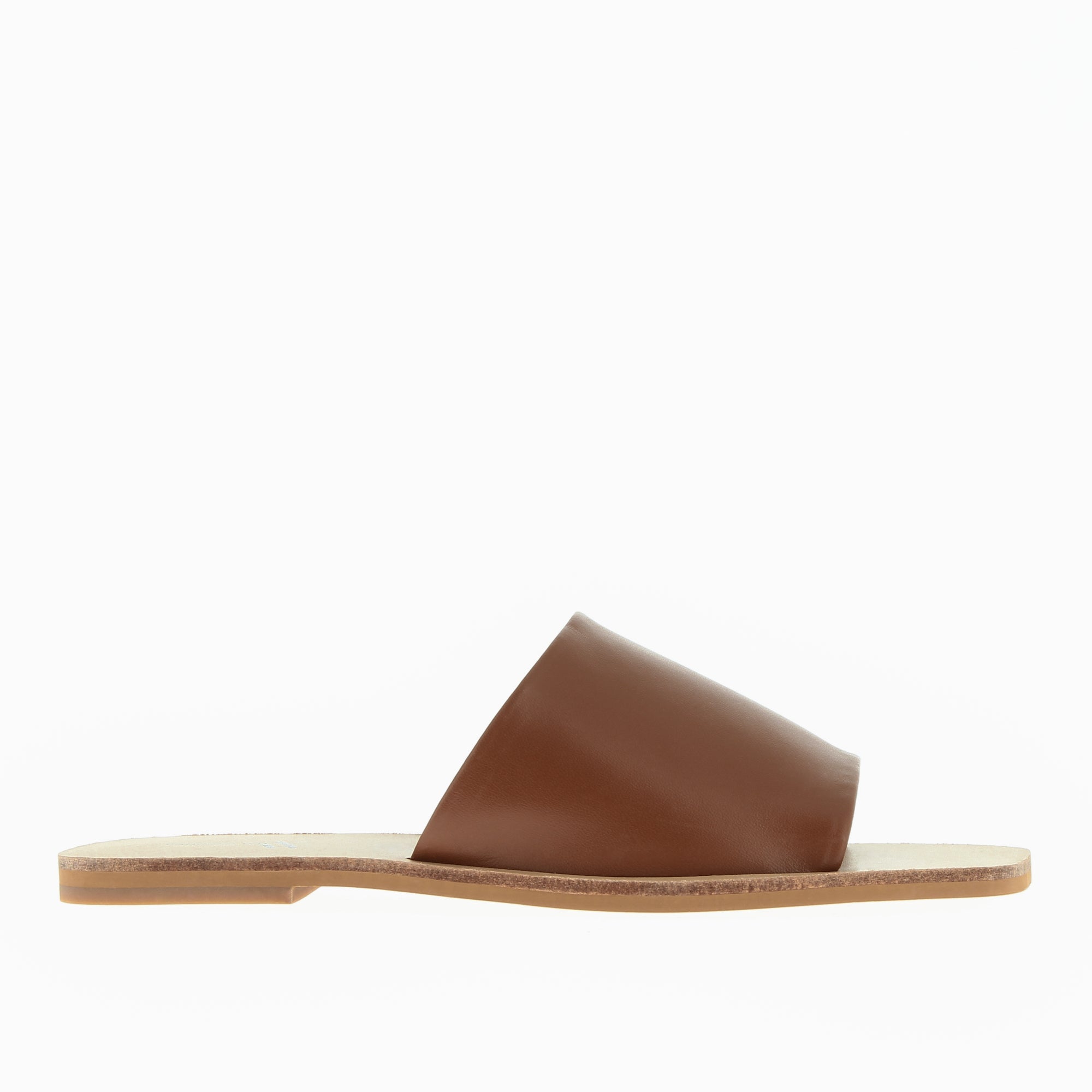 Sandales plates-Mules plates Sandra à large bride camel