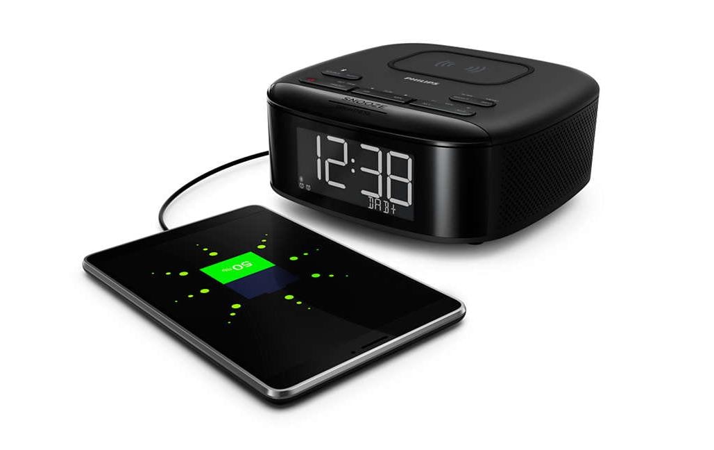 DAB+ Radio TAR7705/10 SchwarzBluetooth-Radiowecker mit Qi-Ladefunktion