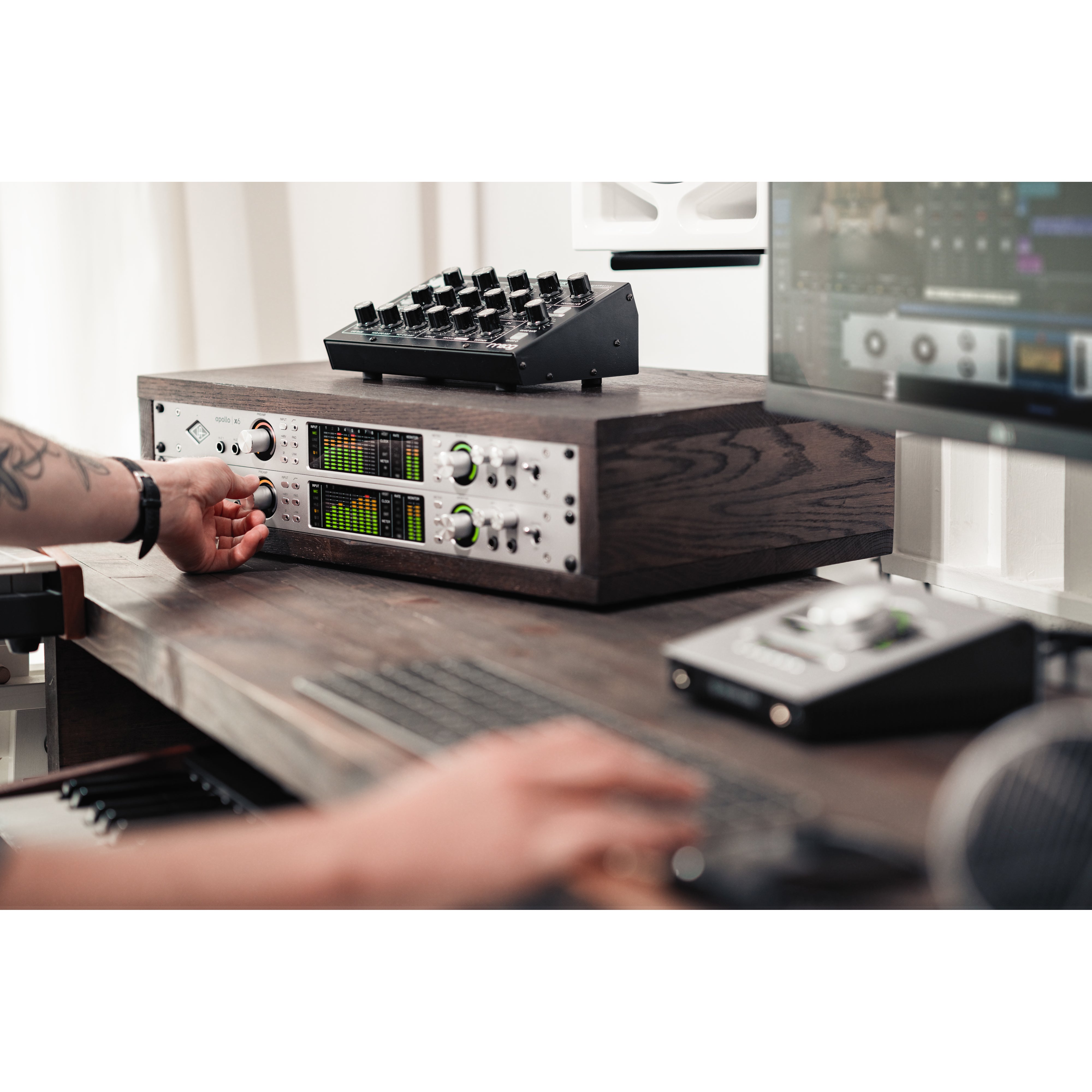 Universal Audio Apollo x6 Gen 2 Studio+ Edition