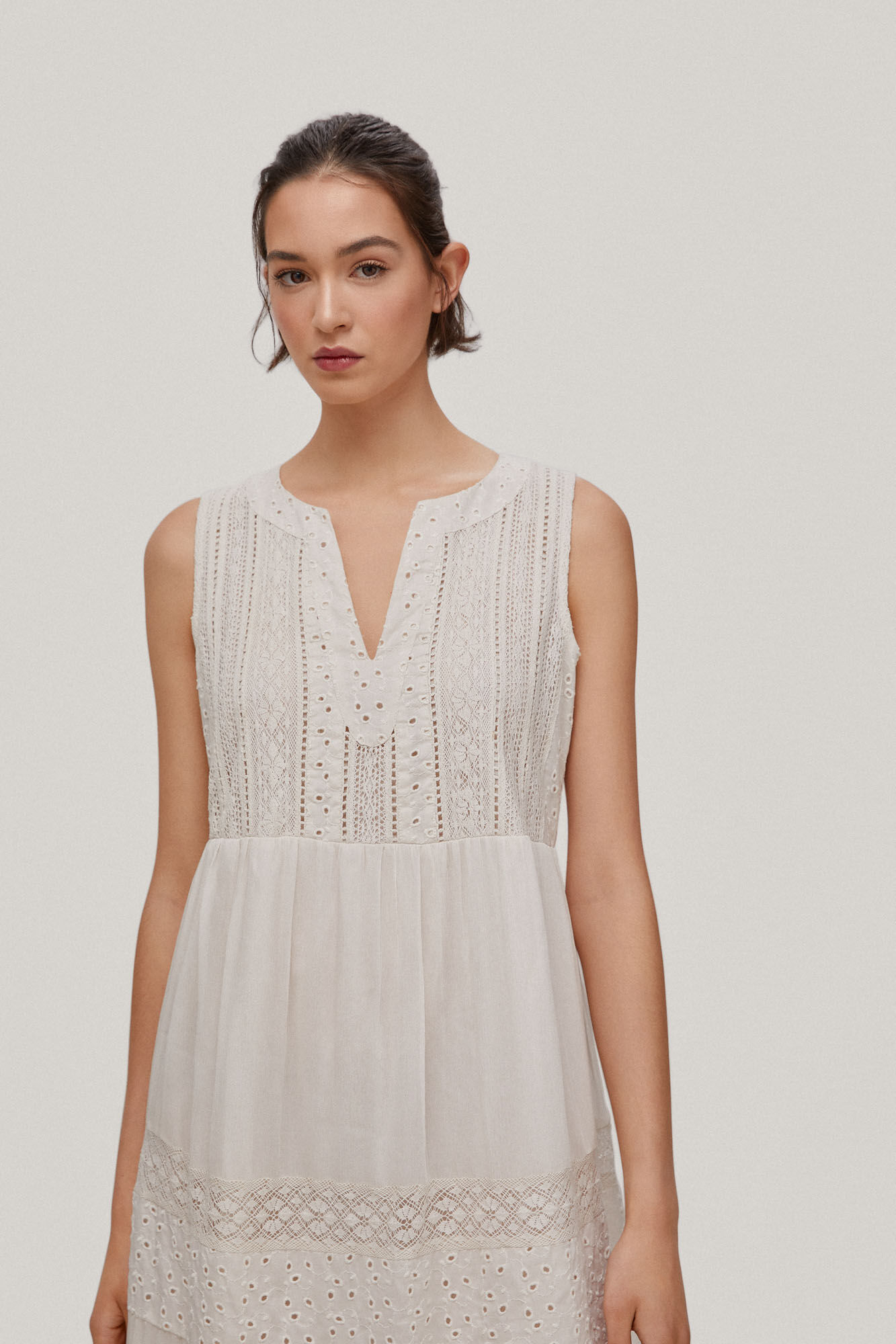 Vestido romântico - Bege