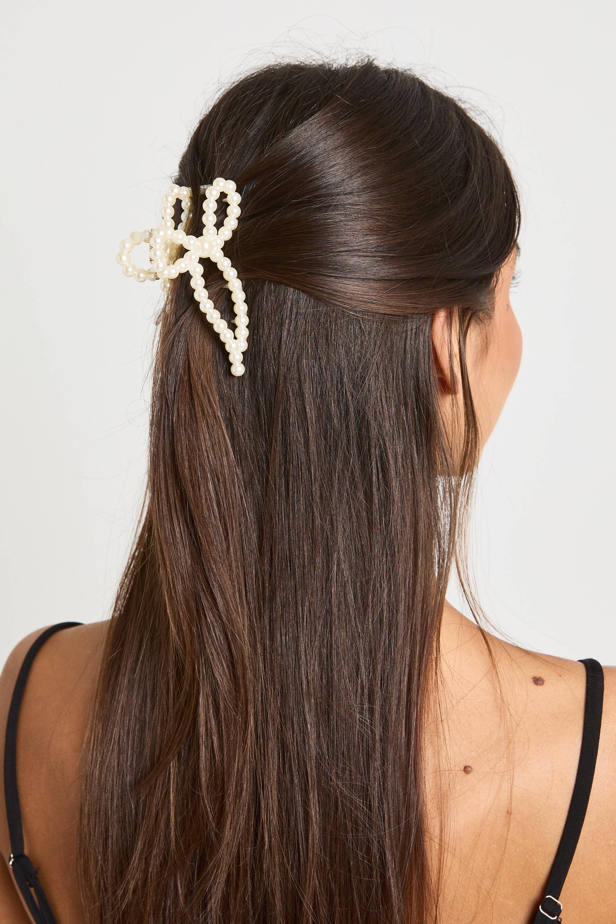 boohoo Pince à griffes avec nœud et détails en perles