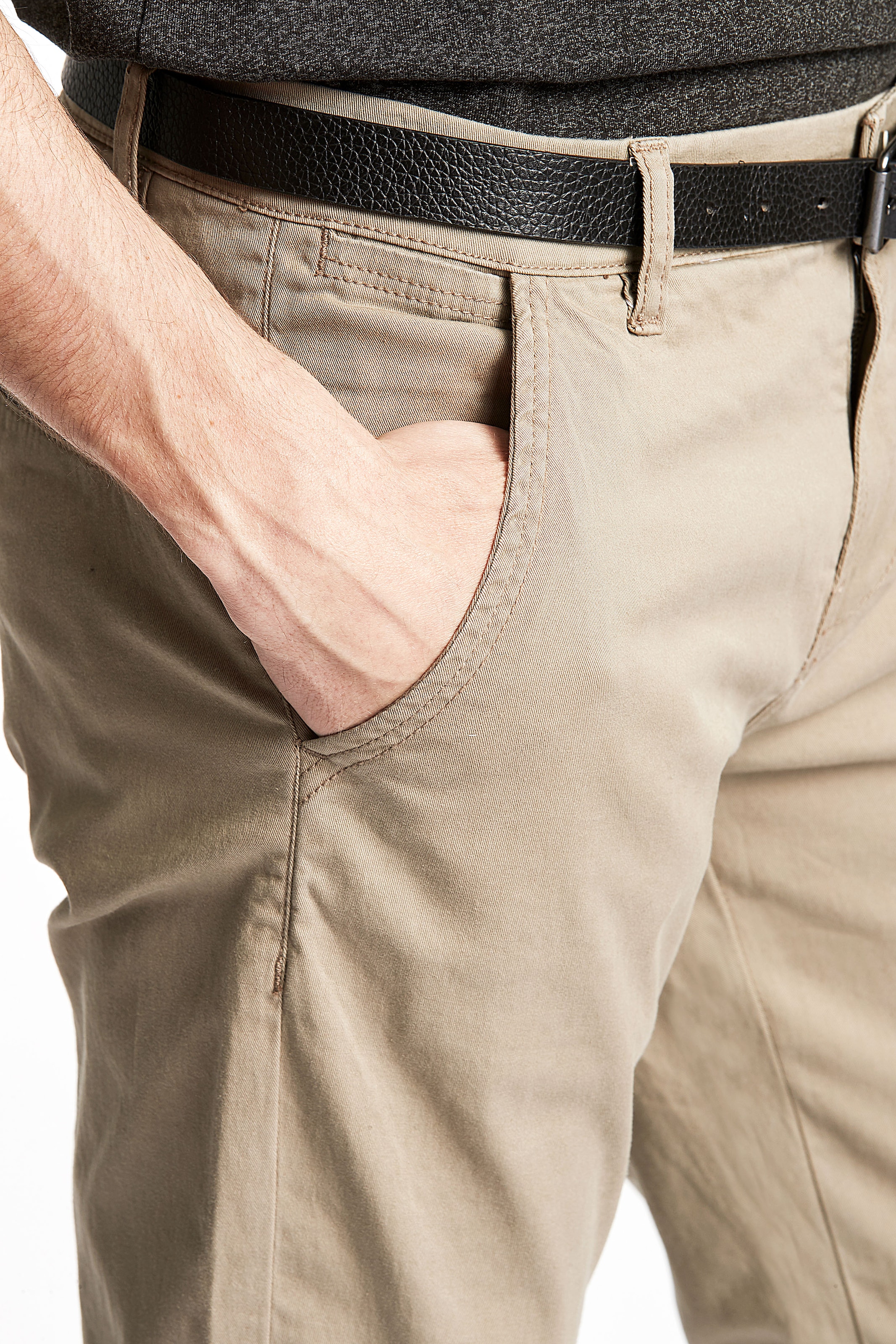 LINDBERGH Chinohose  mit Gürtel und Stretch
