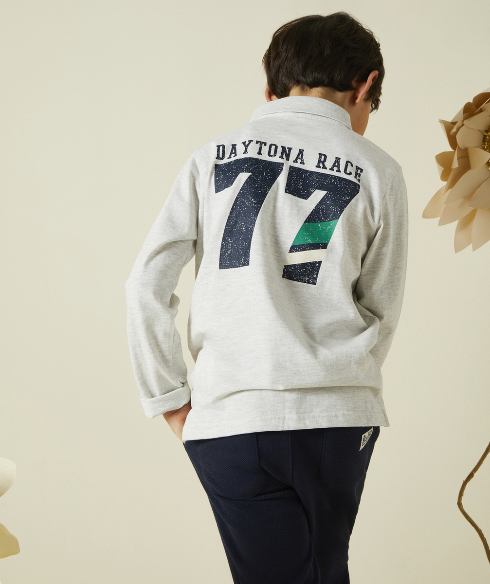POLO GARÇON EN COTON BIO GRIS AVEC BANDES ET PATCHS THÈME RACING