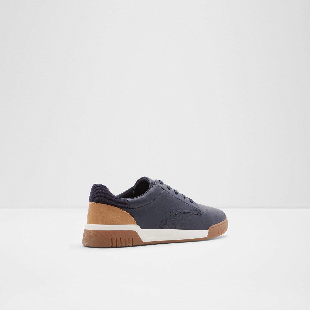 Adwedrilin Navy Men Low top