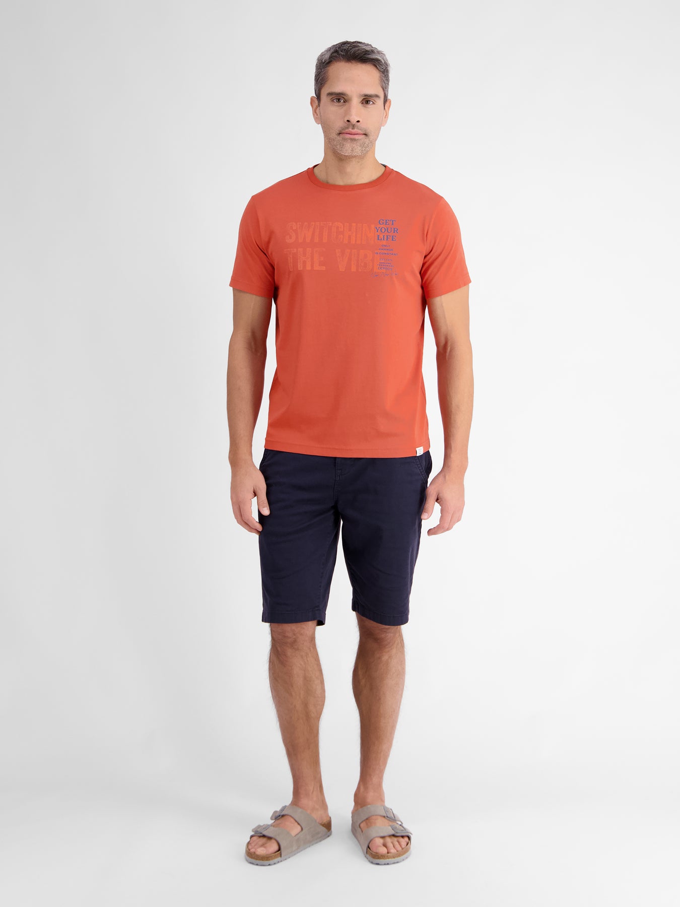 Unifarbenes T-Shirt für Herren mit Brustprint