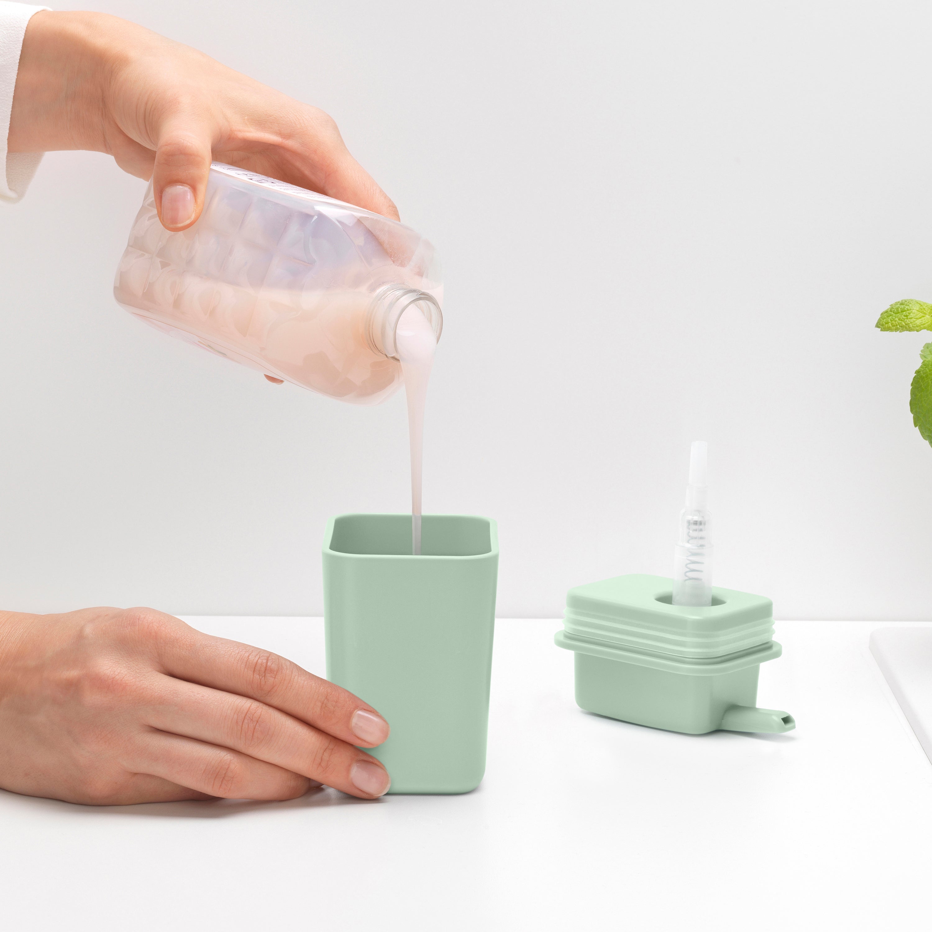 Brabantia Sink Side Zeepdispenser - Jade Green