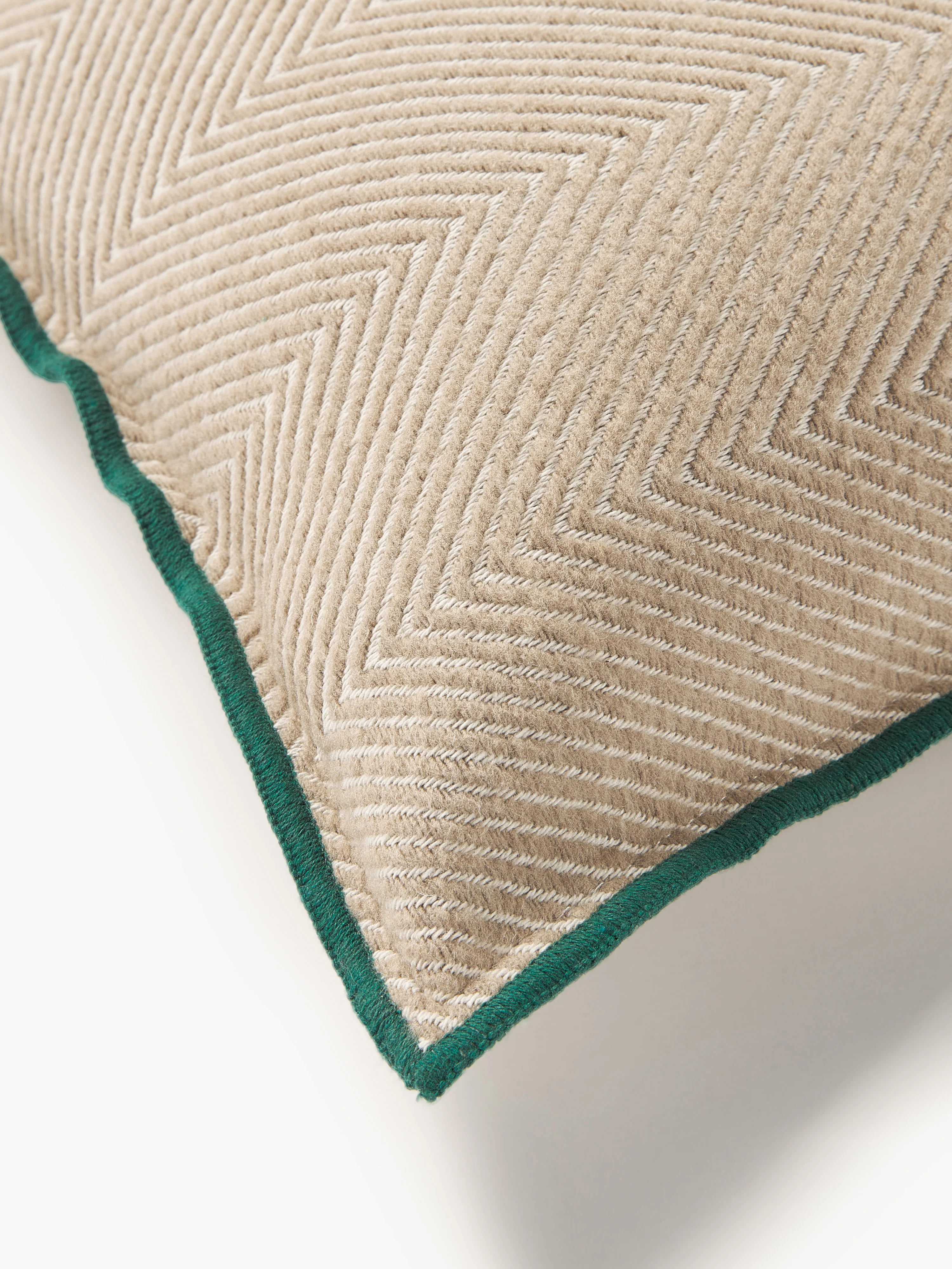 Kussenhoes Agatha met visgraatpatroon