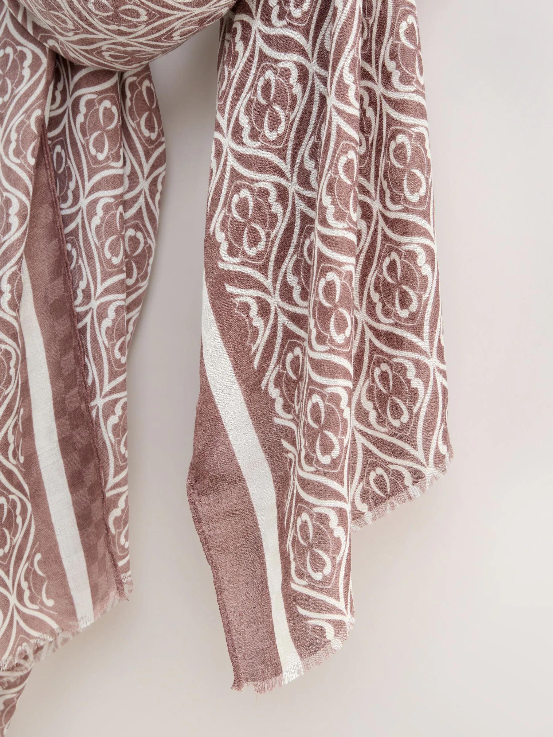 Naturel met geometrische print - Lichte sjaal