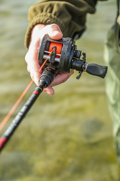 Moulinet casting Ultimate Jerkstar 151