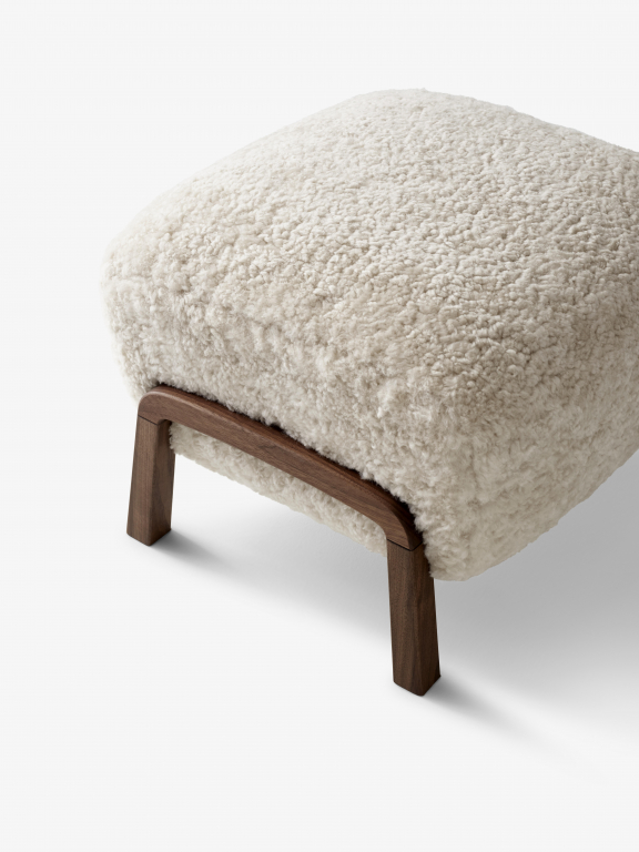 &tradition Wulff ottoman walnoot onderstel Hallingdal 376
