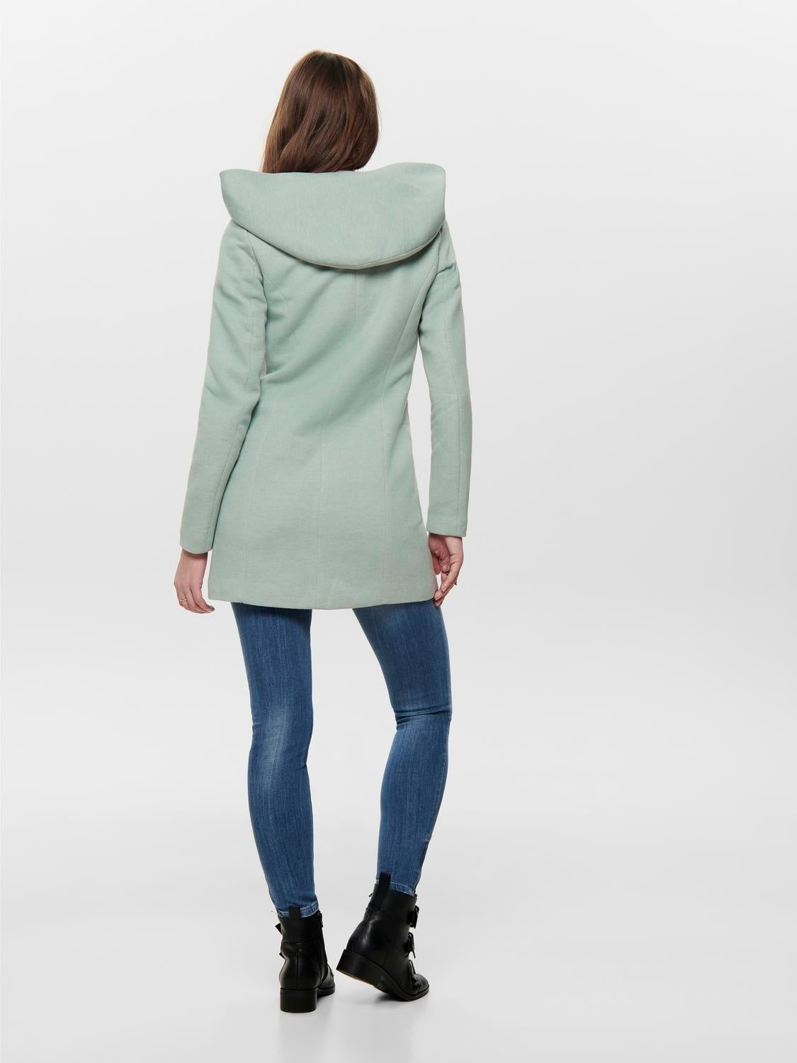 ONLSEDONA Mantel Lichen