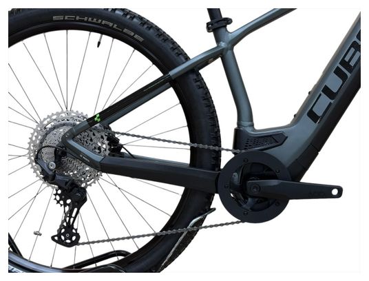Produit reconditionné . Cube Reaction Hybrid Pro 625 Shimano Deore 2022 . VTT électrique . Cube . très bon état