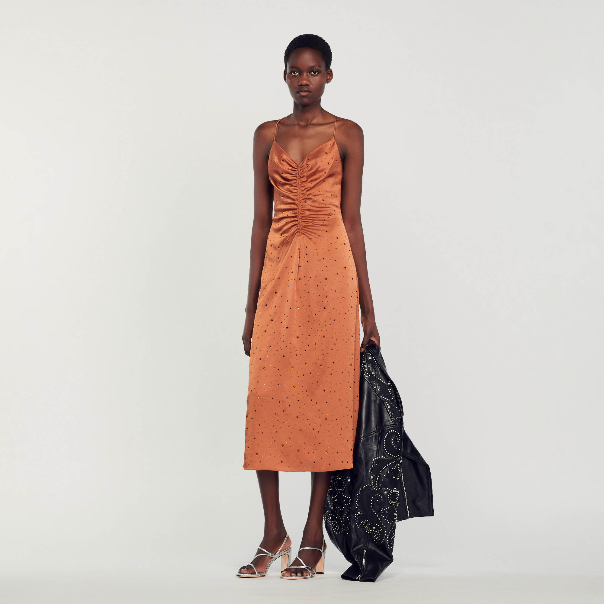 Robe á strass