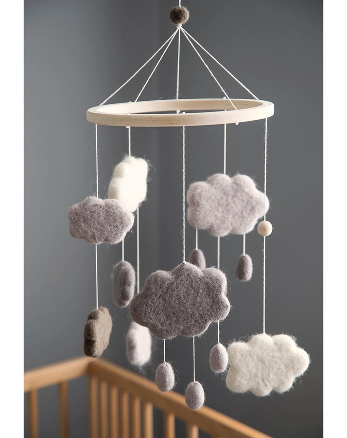 Filz-Mobile WOLKEN in warmen grau