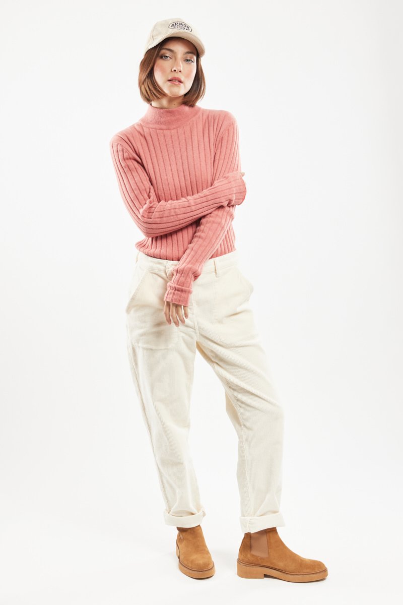 Pull col montant