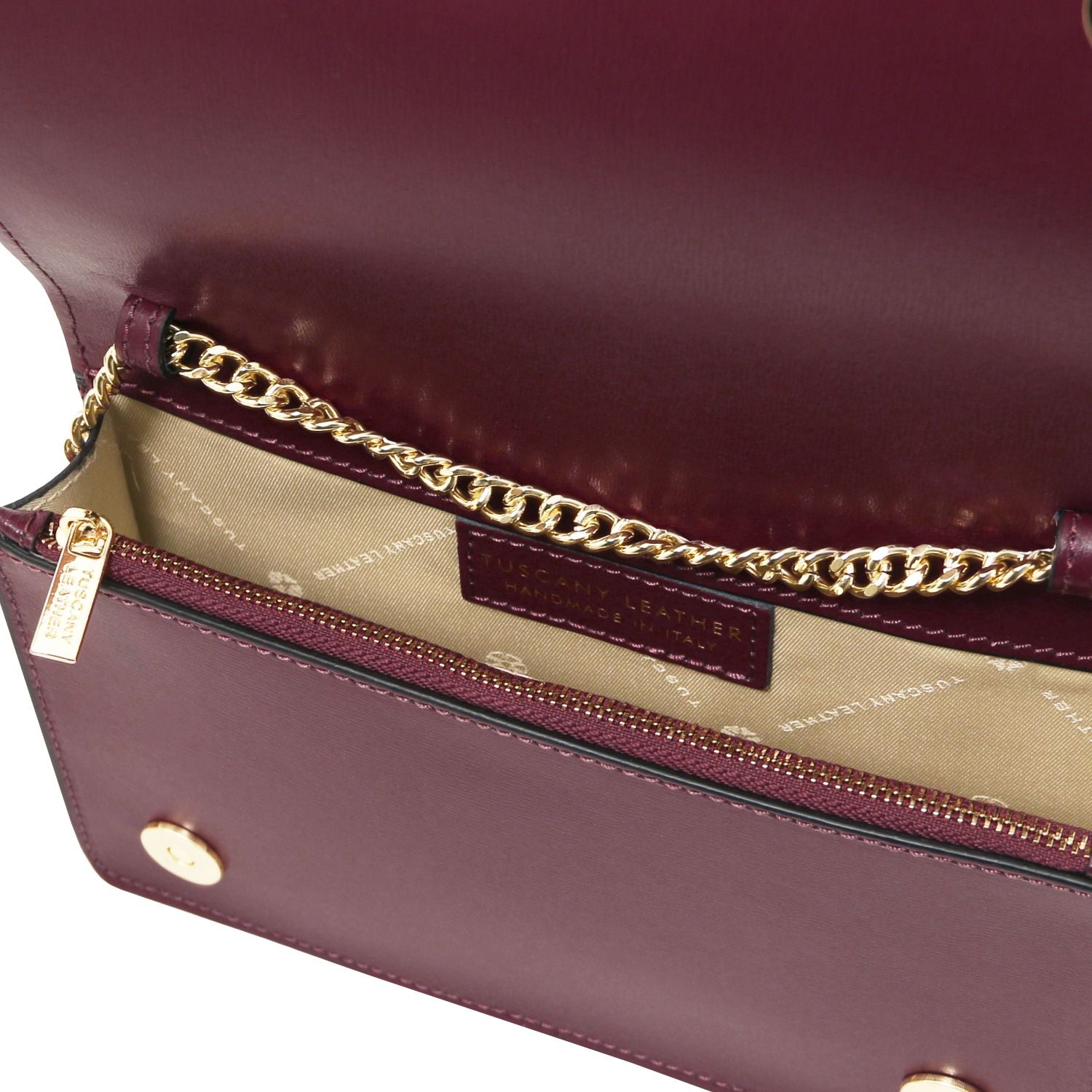 TL142505 – Opera – leren Clutch with chain strap