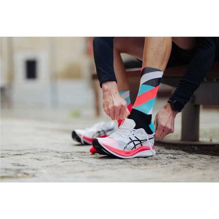 Incylence Running Peaks Short Black Cyan Inferno