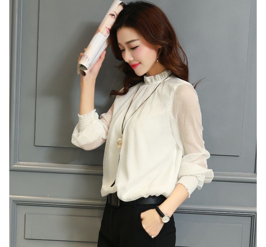 Muezz - Chiffon blouse met pofmouwen en col
