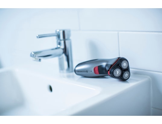 REMINGTON - Rasoir électrique PR1350 Power Series Aqua Plus
