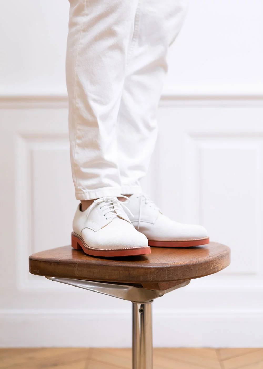 NEW BUCK VELOURS BLANC SEMELLE CRANTEE MICRO ROUGE