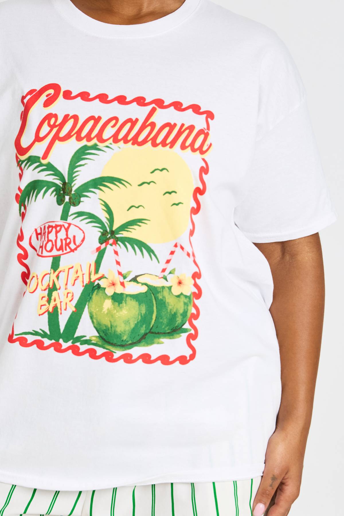 boohoo T-shirt Imprimé Copacabana Grande Taille
