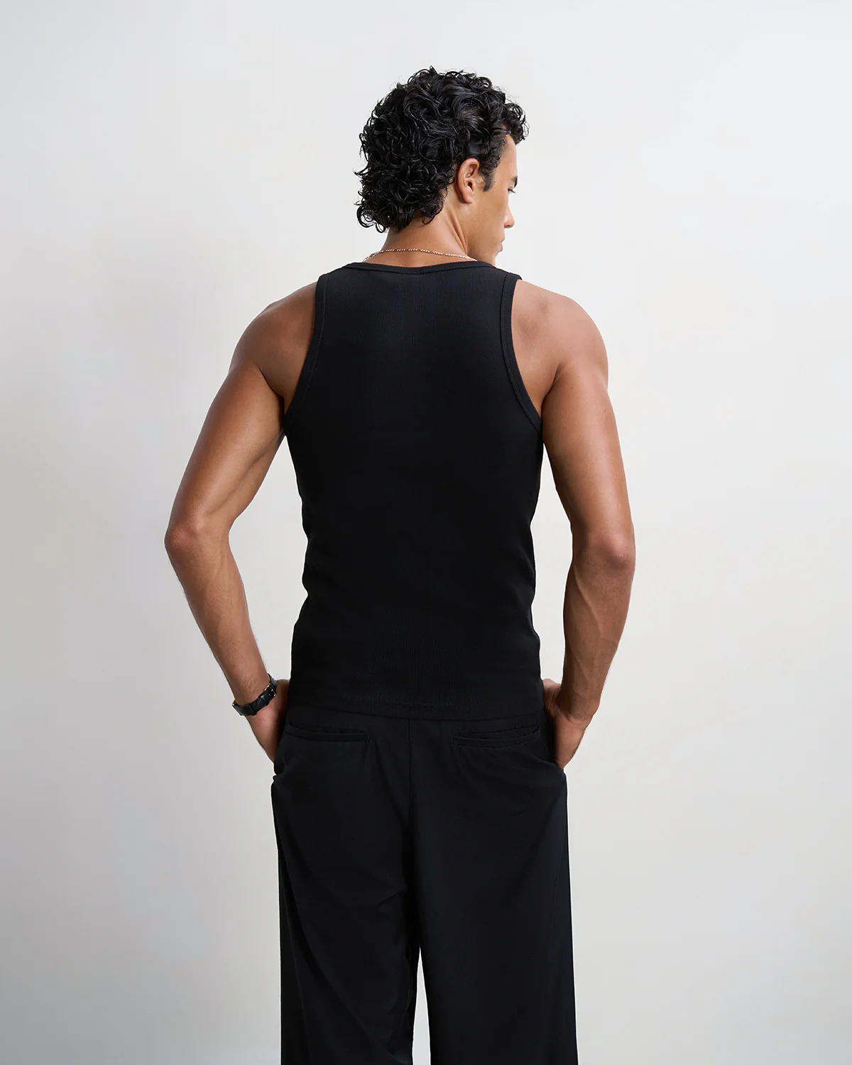 Tank Top Knot Black / White