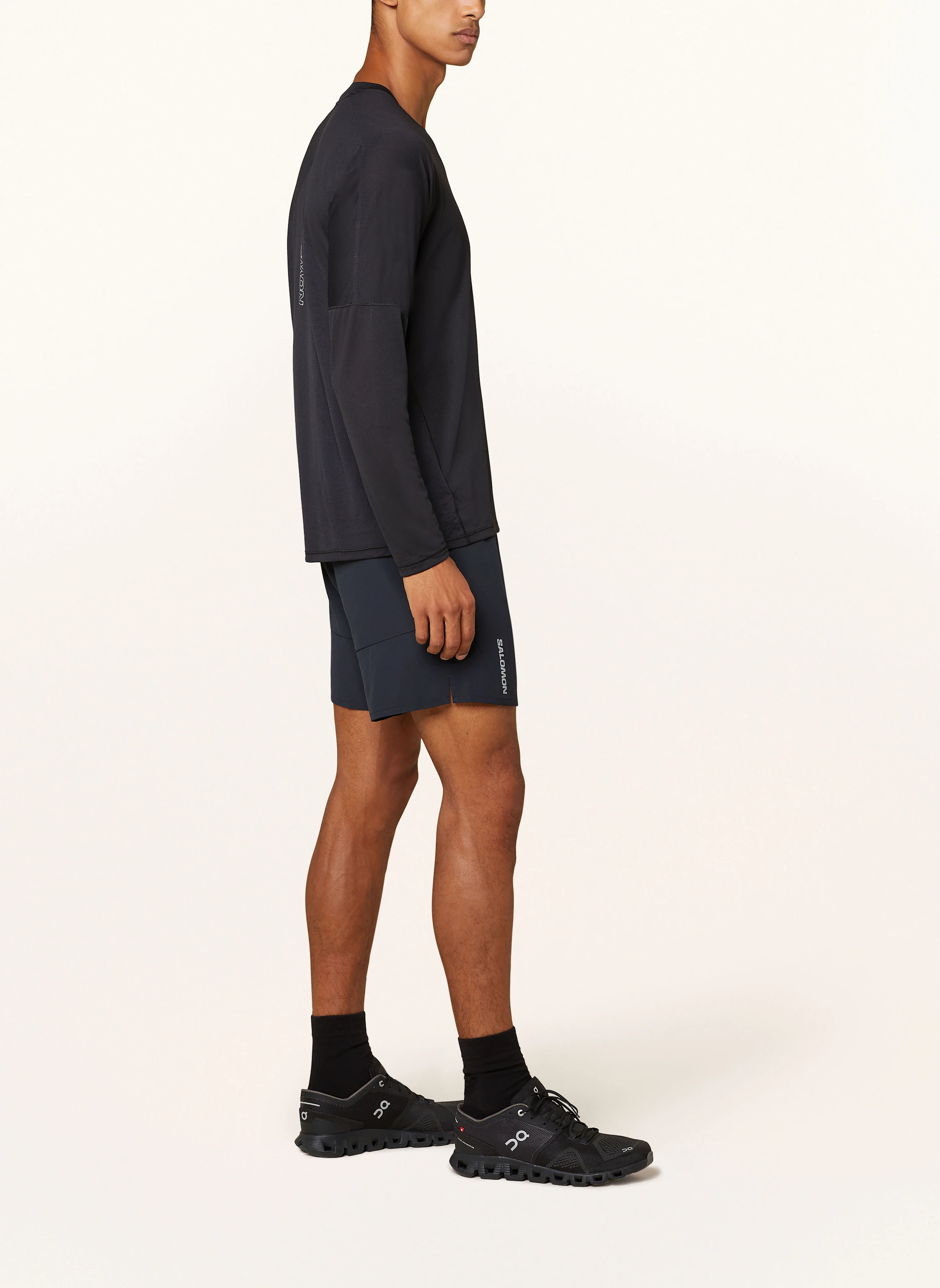 SALOMON Laufshorts CROSS 7''