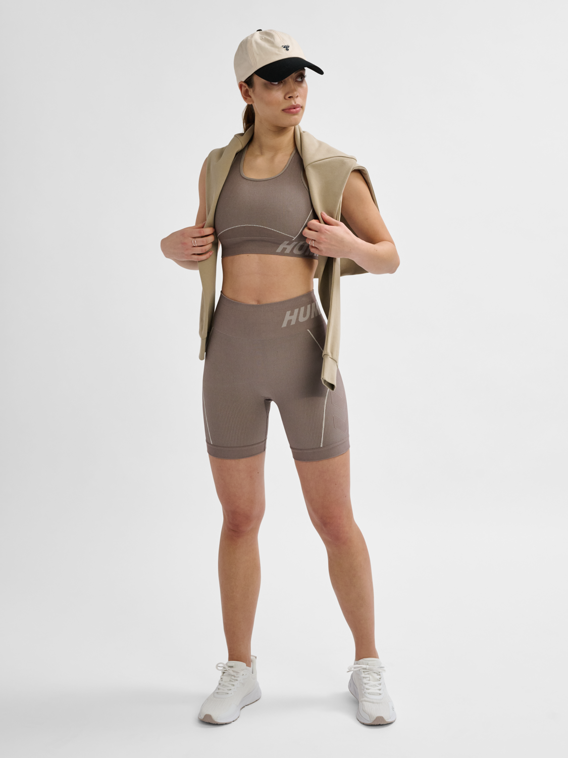 hmlTE CHRISTEL SEAMLESS SHORTS