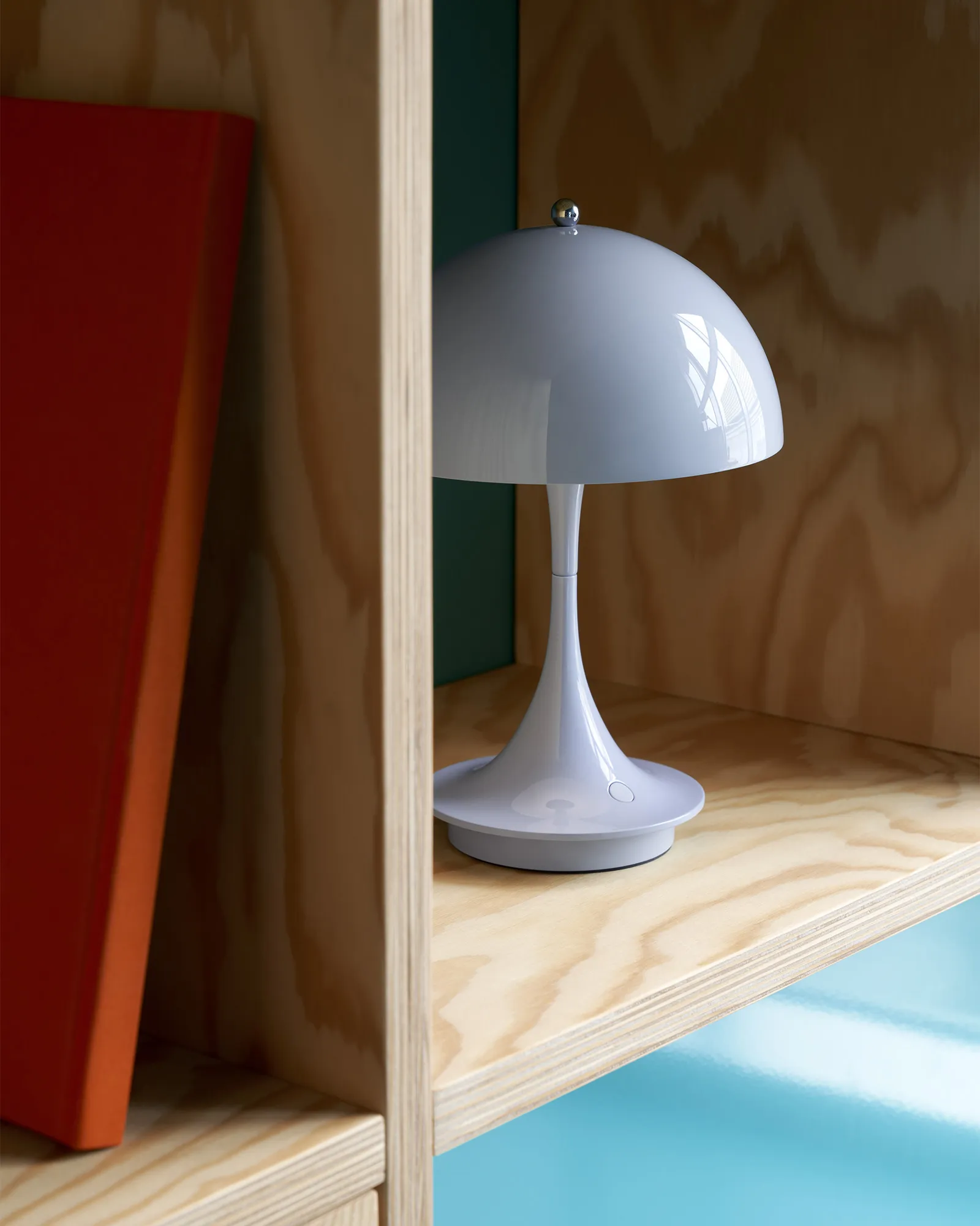 Louis Poulsen Panthella 160 Portable Lamp - Universal Plug