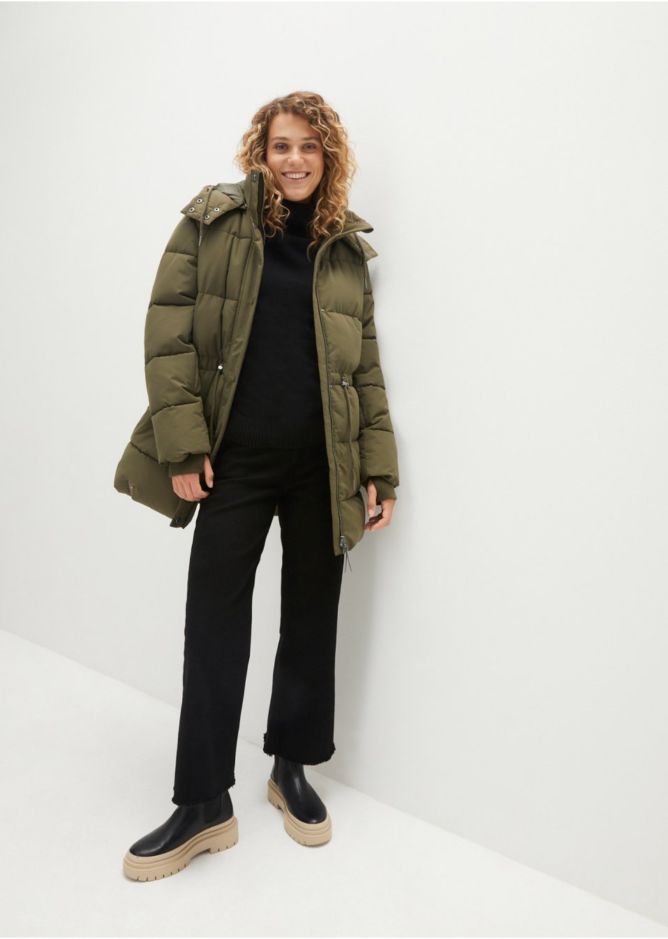Veste matelassée avec lien à nouer à la taille