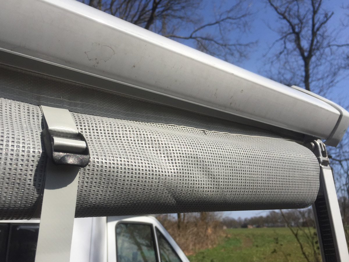Marvella Sunbreaker 480 voorwand