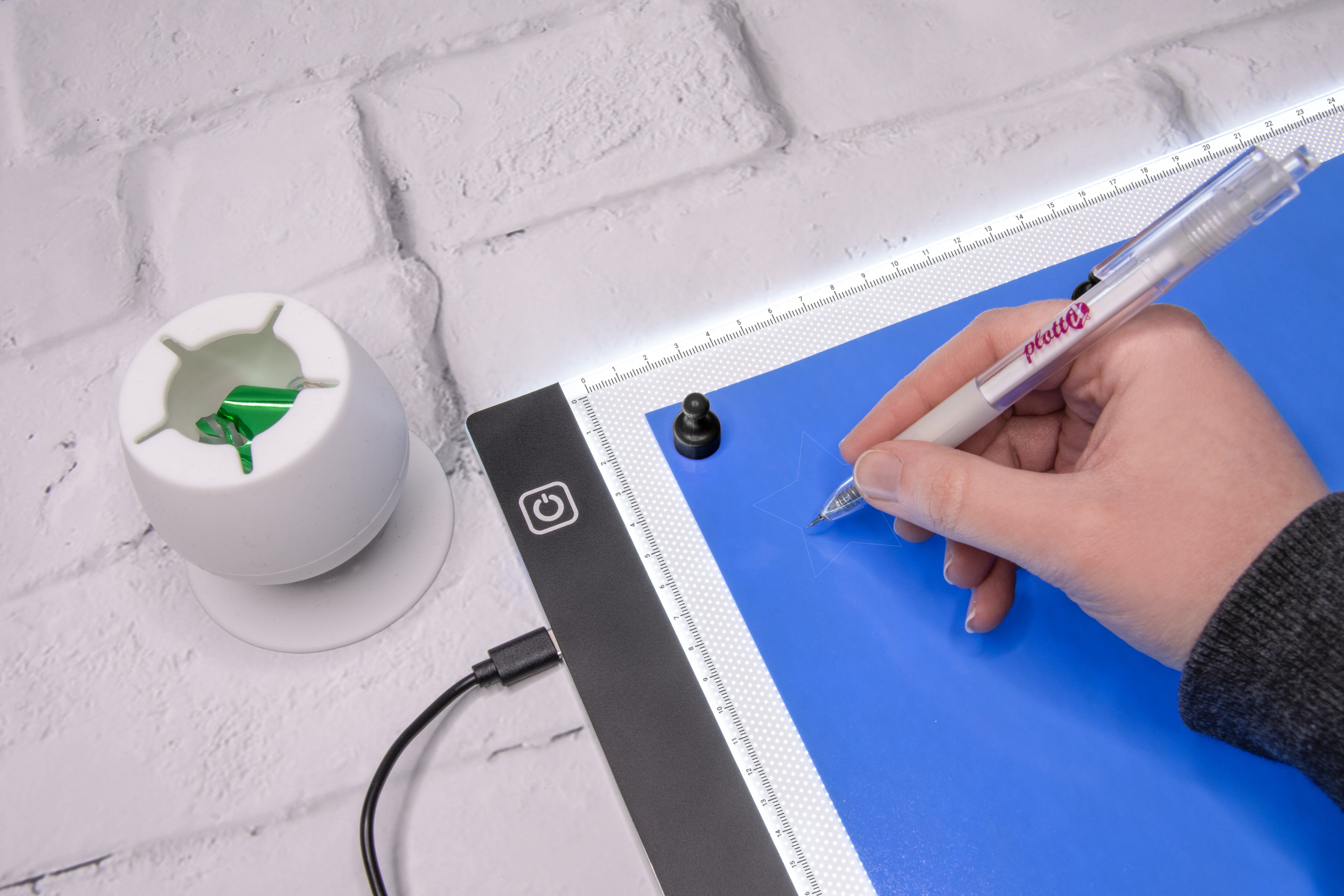 plottiX - Light Pad A4