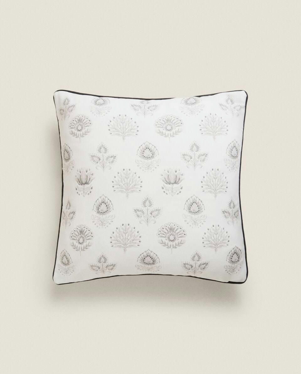 CAPA DE ALMOFADA COM ESTAMPA FLORAL
