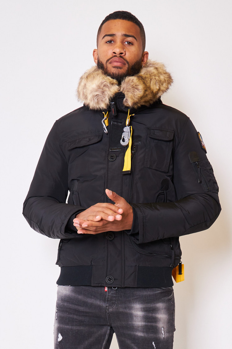 Parka courte noire multi-poches à capuche à fourrure