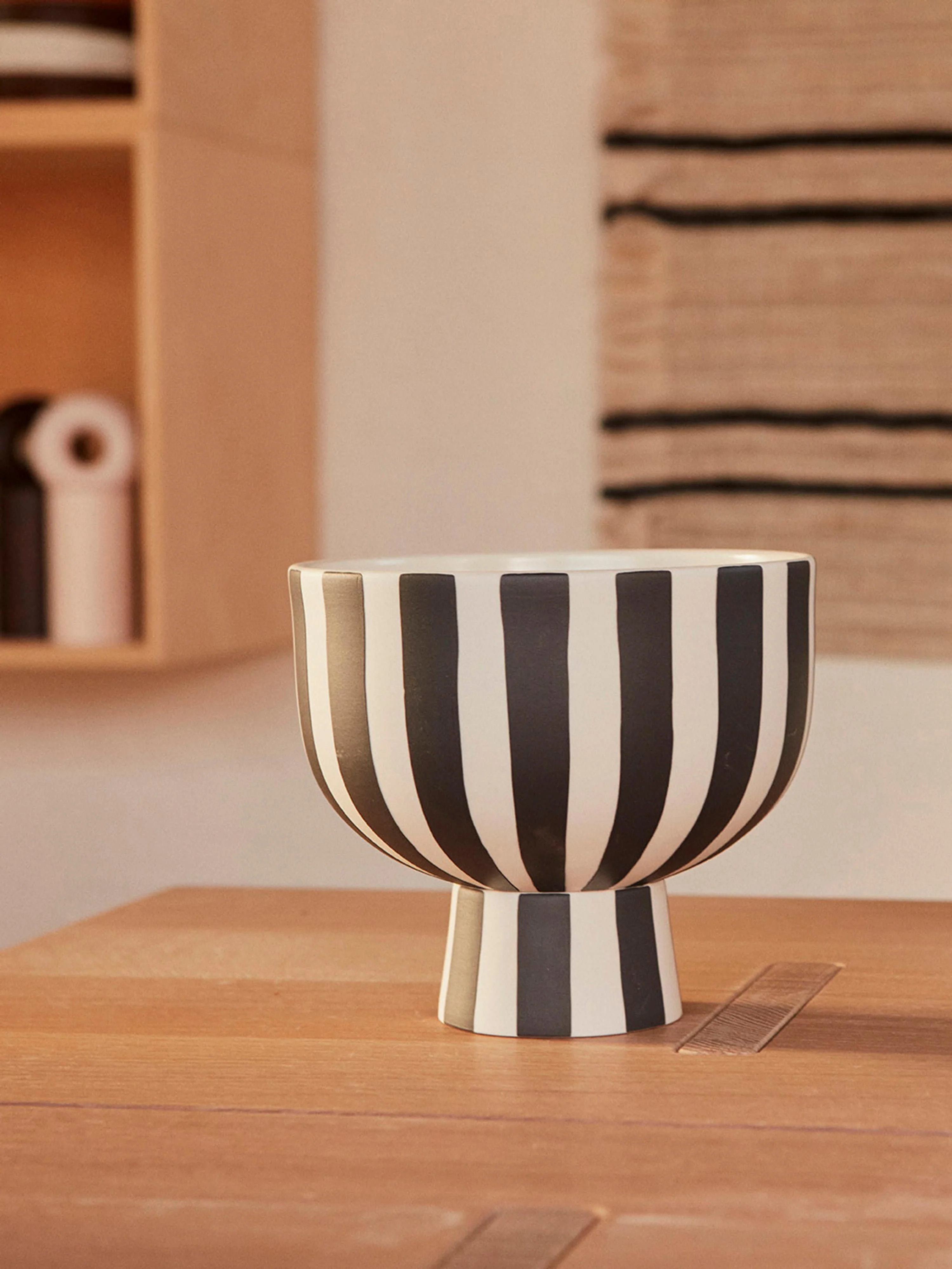 Handgemaakte decoratieve schaal Toppu, H 13 cm