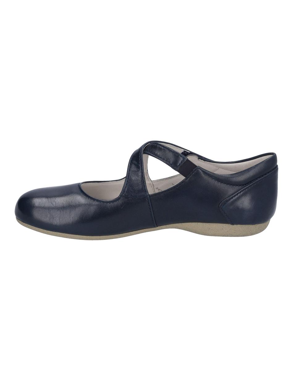 Ballerina Fiona 72, ocean